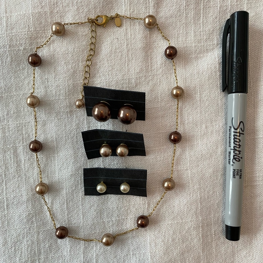 Chocolate Pearl necklace